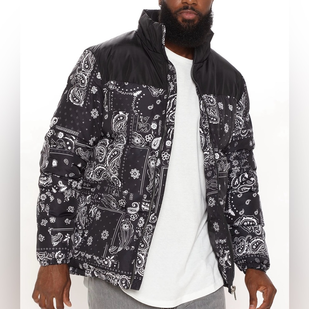 NWT Men’s Paisley Puffer Jacket Black Small